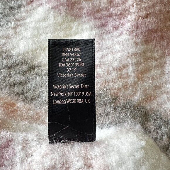 Victoria's Secret Plaid Scarf With Fringe Pink Gray Knotty Knit Boho 80 x 12 - Picture 7 of 9